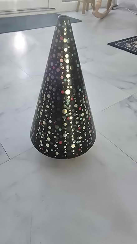 Photo of free Christmas tree tin (IP4) #1