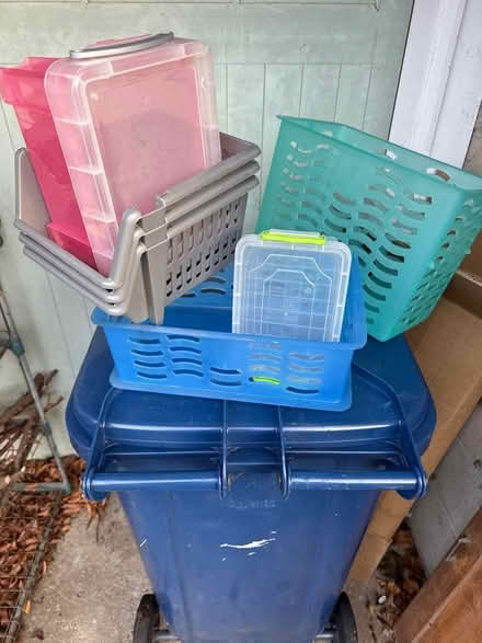 Photo of free Assorted plastic sorage (Headington OX3) #1