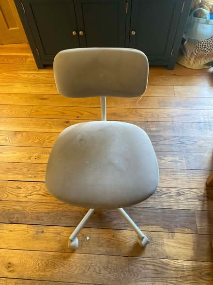 Photo of free Office chair (Wimbledon chase SW20) #2