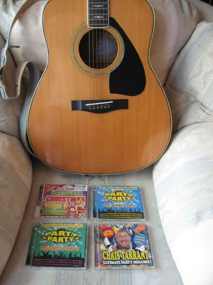 Photo of free CDs x4, Christmas & Party Songs etc. (Parson's Heath CO4) #3