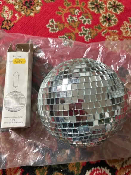 Photo of free Disco ball with motor (The Rushes, LE11) #1