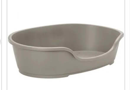 Photo of Dog basket (TW2 whitton) #1