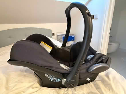 Photo of free MaxiCosi Pebble car seat (W8 Kensington) #1