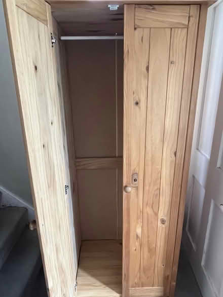 Photo of free Wooden cupboard/dresser (Merstham RH1) #3