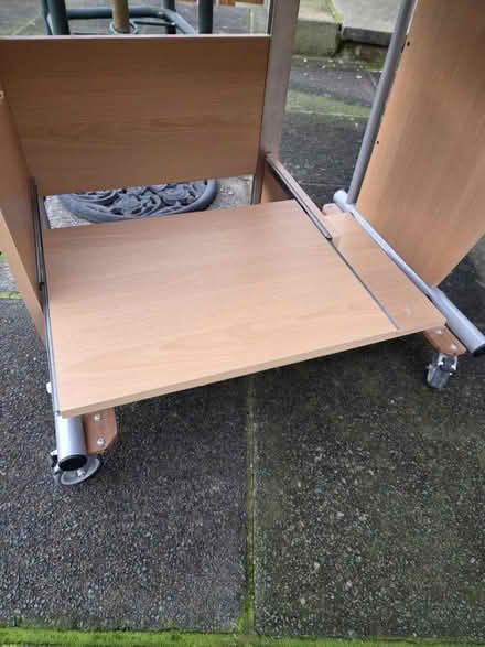 Photo of free Computer desk (Dewsbury WF17) #1