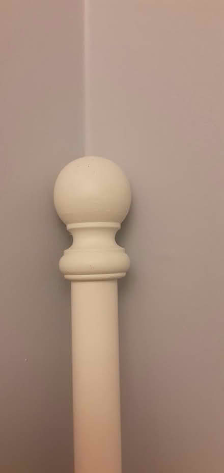 Photo of free Curtain pole WITH fittings (GL6 (Chalford)) #1