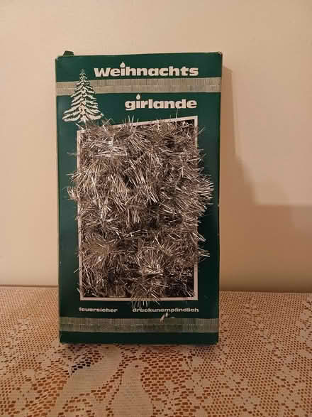 Photo of free Christmas Tree garland, German (near Britannia Plaza) #2