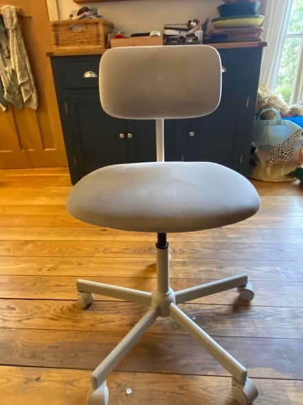 Photo of free Office chair (Wimbledon chase SW20) #1