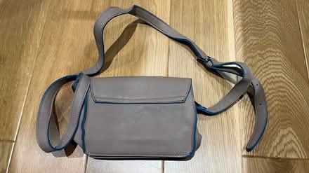 Photo of free Grey shoulder bag (SE28) #2