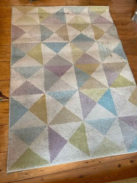 Photo of free Rug (SW2 - Brixton) #1