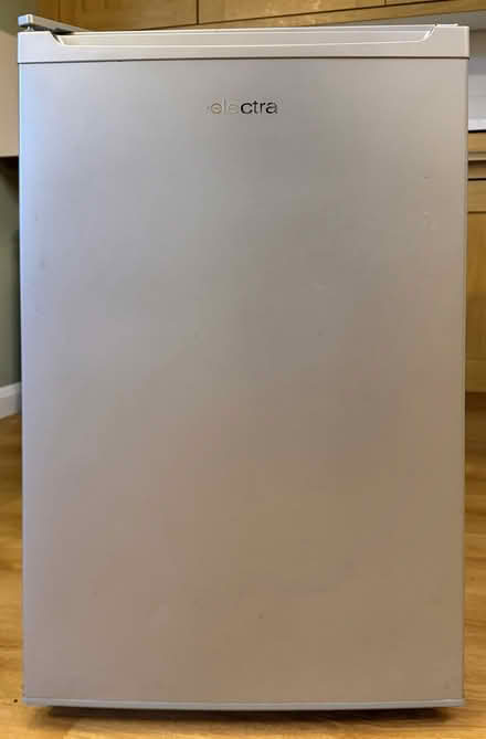 Photo of free Fridge (Wilstone HP23) #1