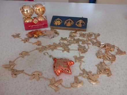 Photo of free Christmas decorations (Woodley RG5) #1