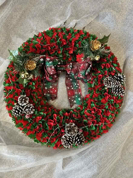 Photo of free Christmas decorations (Kingston upon Thames KT2) #1