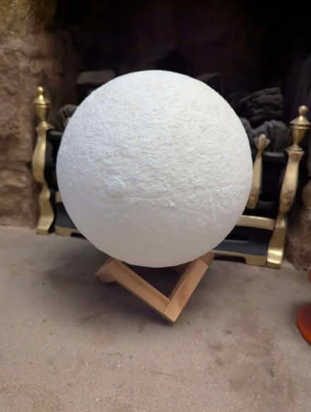 Photo of free Moon lamp (Matlock DE4) #1