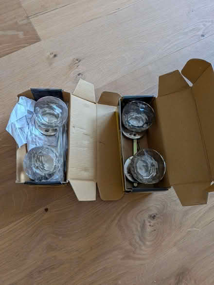 Photo of free 2 X crystal effect glass door knobs (windsor-maidenhead-freegle CGA SL6) #2