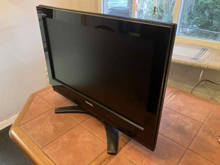 Photo of free Toshiba 26" TV (Bethesda) #2