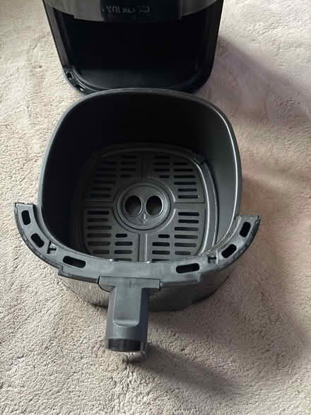 Photo of free Smal Air Fryer (Hull HU5) #2