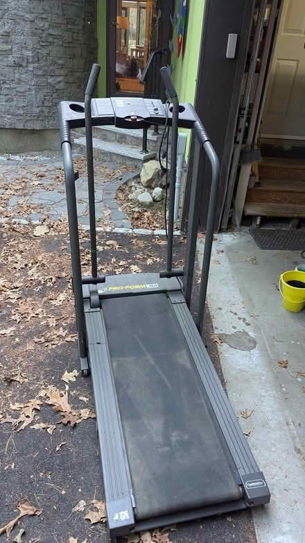 Photo of free Working treadmill (S. Billerica) #1