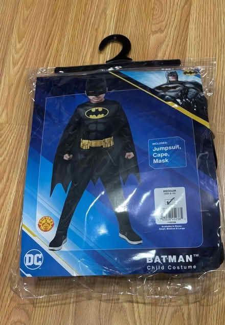 Photo of free Batman costume (Columbia) #1