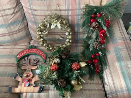 Photo of free Christmas wreaths and hangers (Arlington Mill Community Cntr) #1
