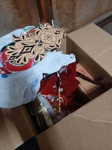 Photo of free Christmas decorations (Delridge, West Seattle) #1