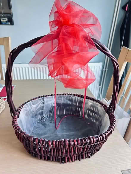 Photo of free Flower basket (Rayleigh SS6) #1