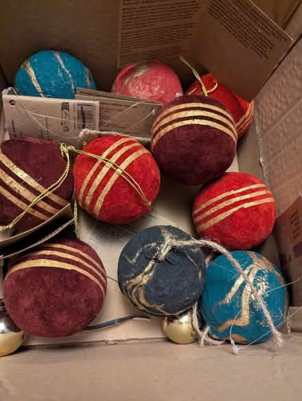 Photo of free 10 paper mache baubles very sold (Portchester PO16) #1