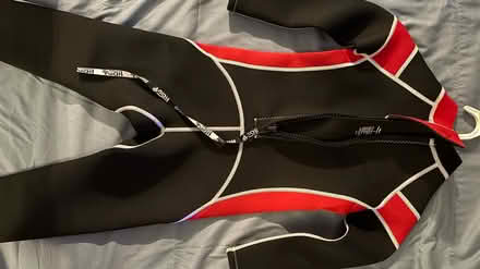Photo of free Hisea wetsuit for kids size 6 (Columbia) #4