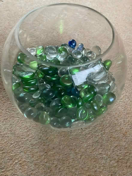 Photo of free Round glass vase and beads (Pannal HG2) #2