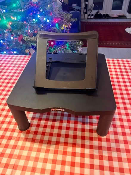 Photo of free Adjustable Lap top riser (CR7 Thornton heath) #1