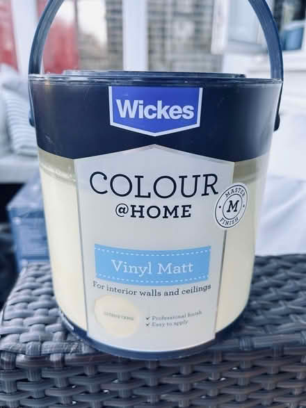 Photo of free Vinyl Matt paint (Rayleigh SS6) #1