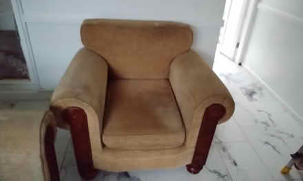 Photo of free Sofa 2+1+1 (Wv60qh) #2