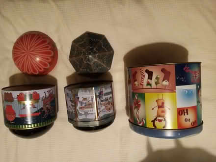 Photo of free Christmas tins (Jennyfield HG3) #1