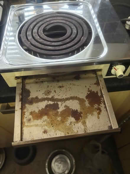 Photo of free Single electric cooker plate (2) (Rubery B45) #2