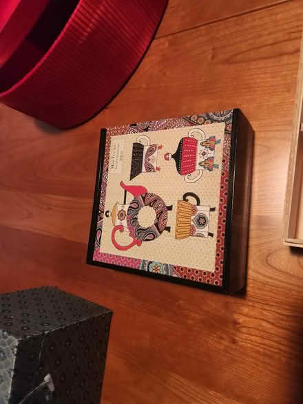 Photo of free serving trays and decorative boxes (Brookland) #4