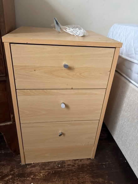 Photo of free Bedside table (BR6) #1