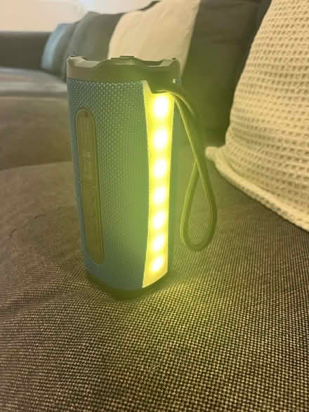 Photo of free Bluetooth speaker/radio/disco light (Herne Hill SE24) #3