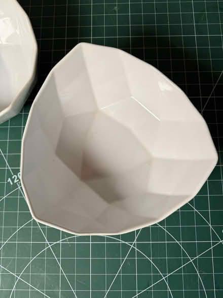 Photo of free Two serving bowls (HA0 - Sudbury / Harrow) #2