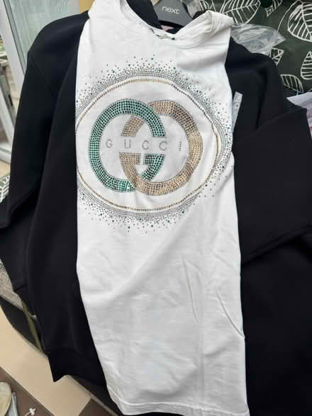 Photo of free M size T shirt (East dulwich SE22) #2