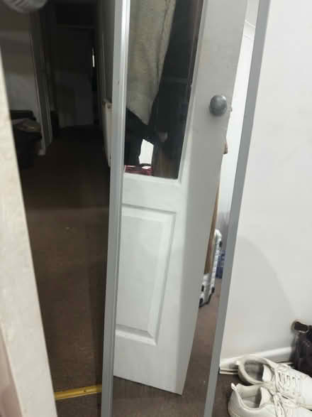 Photo of free Mirror (BN1) #2