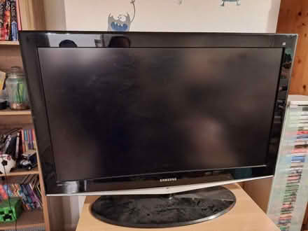 Photo of free Large TV (Sutton-in-Ashfield NG17 4GW) #1