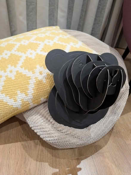 Photo of free 3d cardboard bear head sculpture (Walkley S6) #1