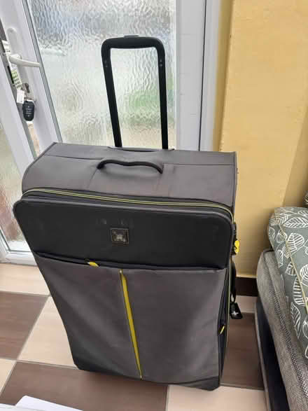 Photo of free Large luggage (East dulwich SE22) #2