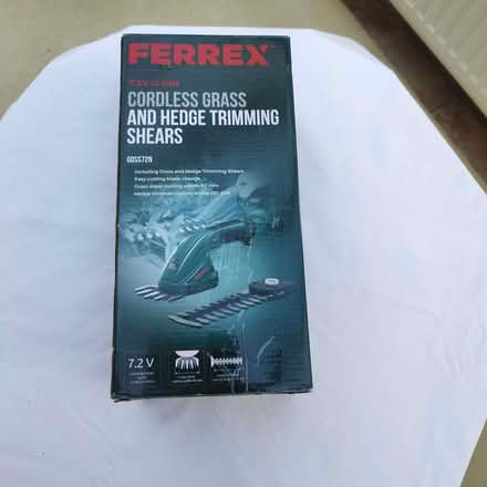 Photo of free Cordless hedge trimmer shears small size (Burleigh GL5) #1