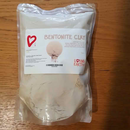 Photo of free 1kg bag Bentonite Clay (Chertsey KT16) #2