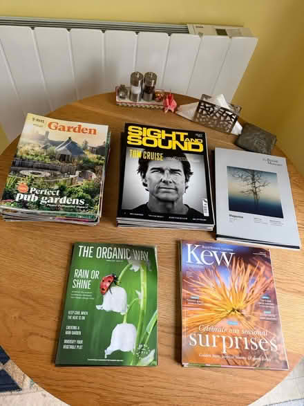 Photo of free Magazines: Kew, The Garden etc (Hanwell) #1