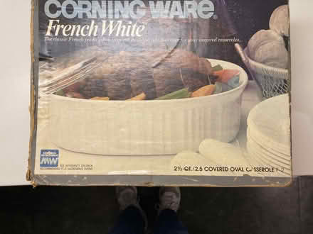 Photo of Corning Ware 2.5 quart casserole (Spring Hill, Somerville) #1