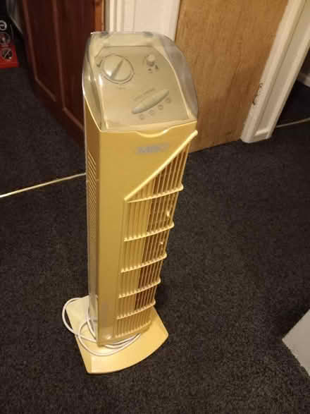 Photo of free Floor standing tall fan (Oxlease AL10) #1