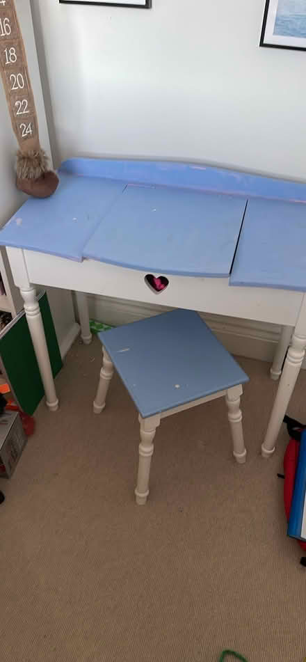 Photo of free wooden dressing table (hertford heath) #2