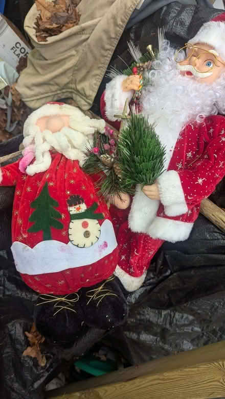Photo of free 2 Santa's (Clive Vale TN35) #1